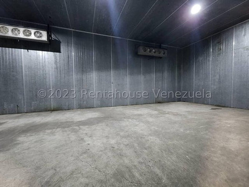 Daniela Linarez Alquila Galpones Industriales Con 2580m2 Cava Cuarto Completamente Amoblado En La Zona Industrial Iii Gran Capacidad De Almacen Visitalo Barquisimeto Lara