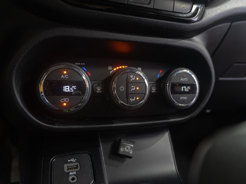 Fiat Toro 1.8 Freedom 4X2 At