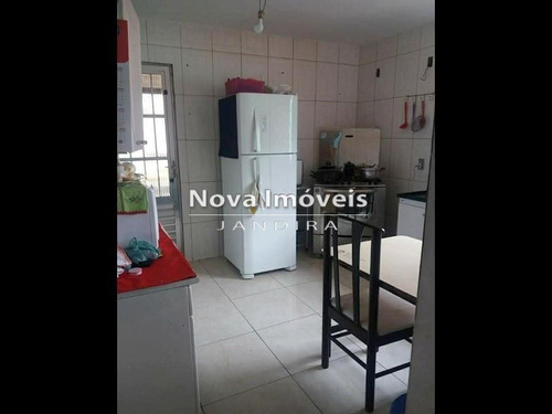 Imagem 2 de 13 de Casa Na Comuna De Jandira - 1338