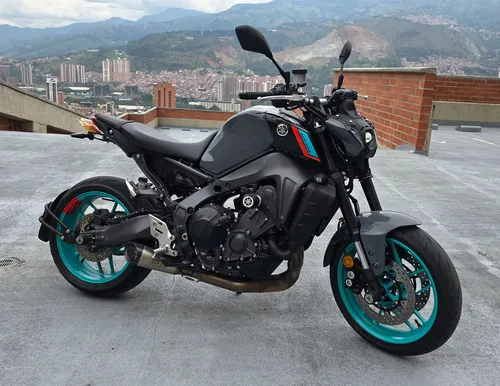 Yamaha Mt09 V3, Modelo 2023, Excelente Estado. Todo Al Día.