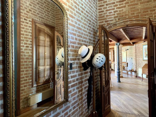 Imagen 16 de 30 de Casa En Venta En Barrio Jardín Espinosa. 3 Dormitorios. Quincho Y Pileta.