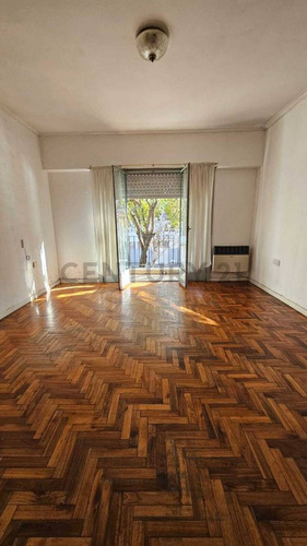 Departamento De 2 Dormitorios En Venta 62 Entre 15 Y 16