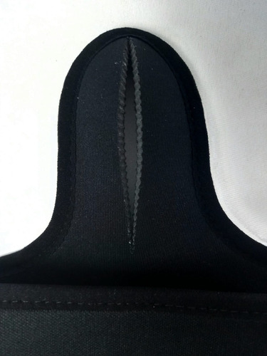 Imagem 5 de 9 de Lixeira Para Veículo Neoprene Lixocar Personalize Triângulos