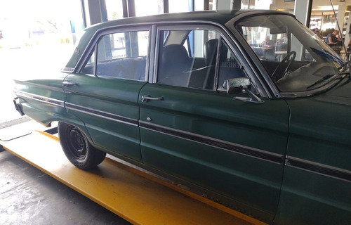 Ford Falcon De Lujo