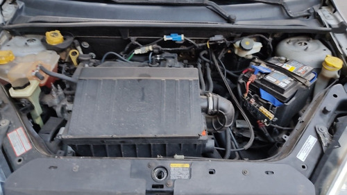 Imagem 12 de 12 de Ford Fiesta 1.6 Class
