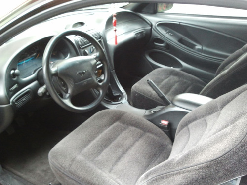 Ford Mustang 95/95 V6 Proibido Para Pessoas De Coração Fraco