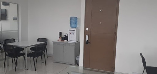 Oficinas En Arriendo Andes Norte 469-7225