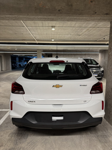Chevrolet Onix 1.0 Lt