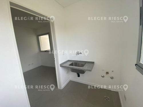 Imagen 17 de 26 de Casa Chalet En Venta Ubicado En San Juan, Villanueva, Tigre