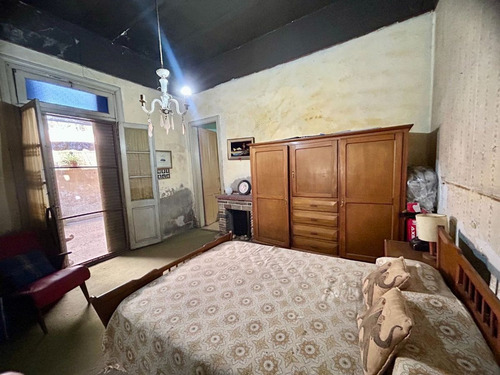 Venta/permuta Casa 5 Amb A Refac Caseros Centro