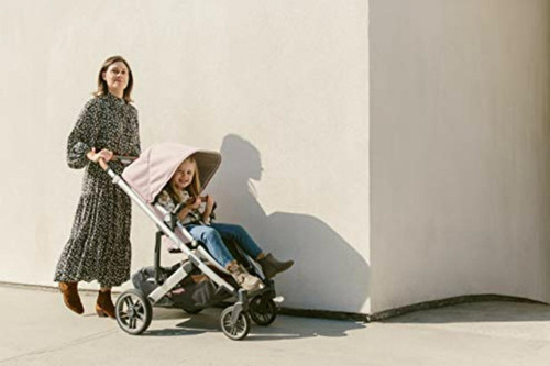 Carriola Uppababy Cruz V2 Color Jake Chasis Plata