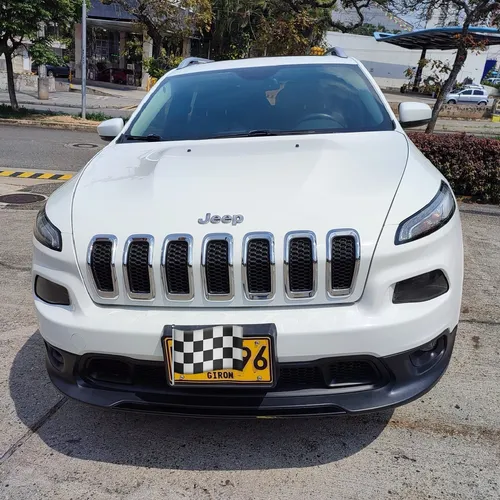 Jeep Cherokee 3.2 Longitude Plus