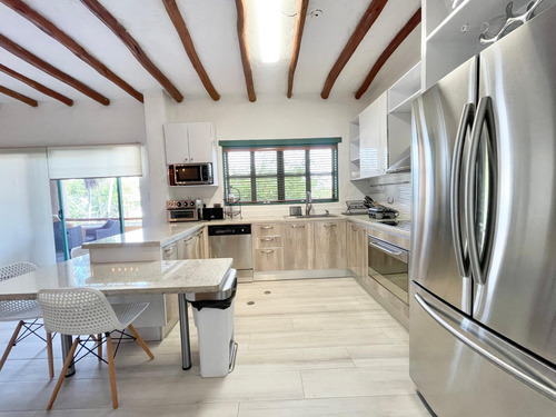En Venta Hermoso Apartamento En El Conj Res The Yacth Club