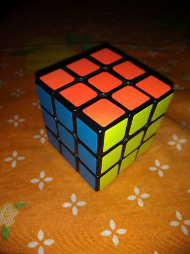 Imagen 2 de 2 de Cubo De Rubik 3x3