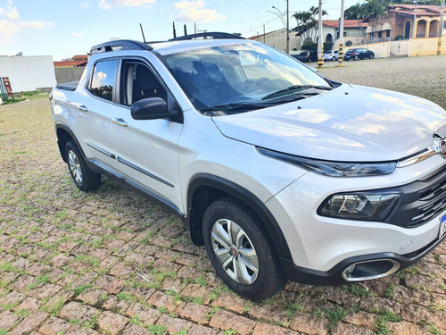 Imagem 4 de 9 de Fiat Toro 1.8 16v Evo Flex Freedom At6 2017