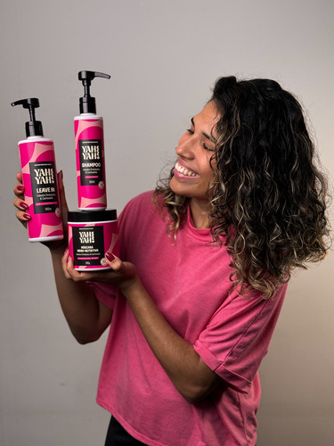 Kit Essenciais Cabelos Cacheados Shampoo Máscara Leave In