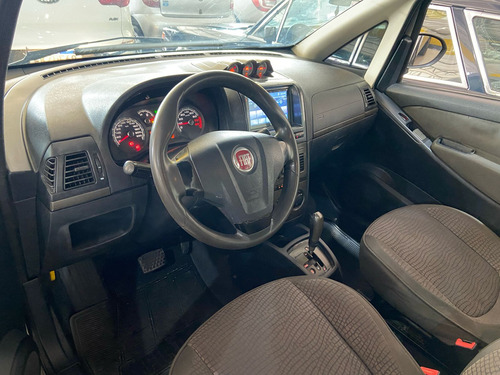 Fiat Idea Idea Adventure 1.8 16V Dualogic (Flex)