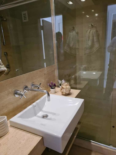Alquiler Monoambiente Amueblado Con Patio A 1 Cuadra Rambla