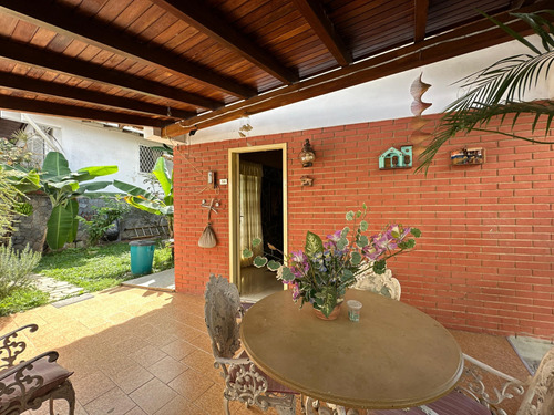 Casa En Venta En El Marques Parte Media (ia)