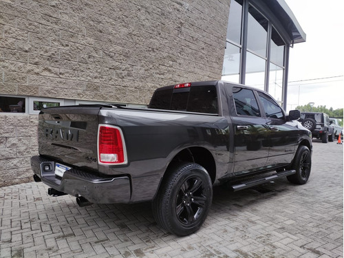 RAM 1500 5.7 Laramie Nigth Edition