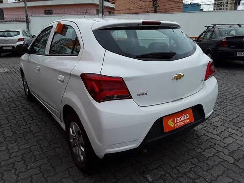 Imagem 7 de 9 de Chevrolet Onix 1.0 Mpfi Lt 8v Flex 4p Manual