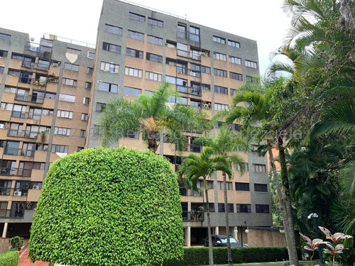 Venta De Apartamento En Urb Las Esmeraldas  Caracas