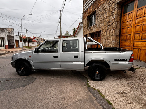 Isuzu Pick Up 2.8 Turbo D/c 4x2