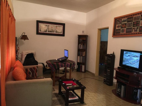 Imagen 3 de 9 de Casa En Venta En Castelar Sur