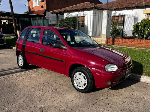 Chevrolet Corsa 1.6 Gl Aa Dh