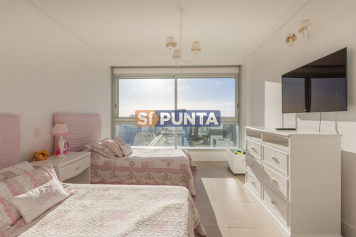 Imagen 19 de 30 de Apartamento Penthouse, 4 Dormitorios Y Dependencia, Brava, Punta Del Este, Venta