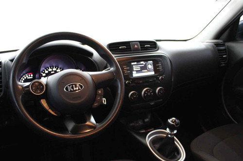 Imagen 9 de 15 de Kia Soul 2018 5p Lx, 1.6l, 120 Hp, Tm6, Ra-16