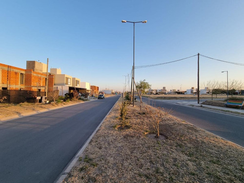 Imagen 2 de 14 de Venta! Lote En Docta Frente Espacio Verde En Av. Principal! Etapa 1 Apto Duplex 360m2