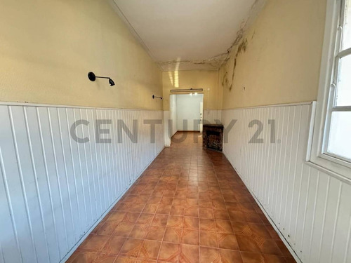 Venta Casa 3 Ambientes Con Galpón