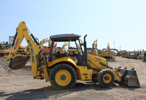 Retroexcavadora New Holland B95c 4x4 2015