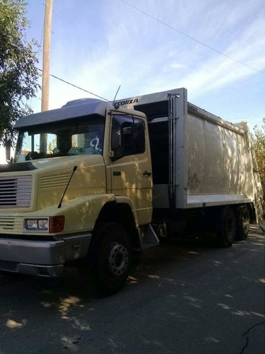 Mercedes-benz 1215