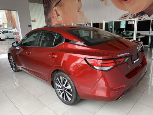 Imagen 6 de 15 de Nissan Sentra 2020 2.0 Exclusive At
