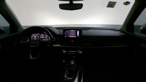 Audi Q5 2.0 45 SELECT DCT 4WD