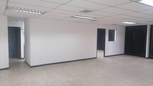 Imagen 9 de 10 de Local En Venta En Edificio Cachamay, Puerto La Cruz