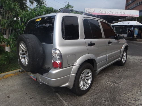 Imagen 6 de 14 de Chevrolet Grand Vitara 4x2