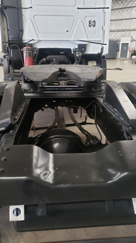 Imagen 14 de 15 de Volkswagen Constellatión 17.280/35 Tractor