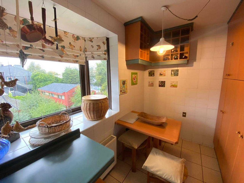 Vendo Amplio Departamento Duplex Pucon (90988)