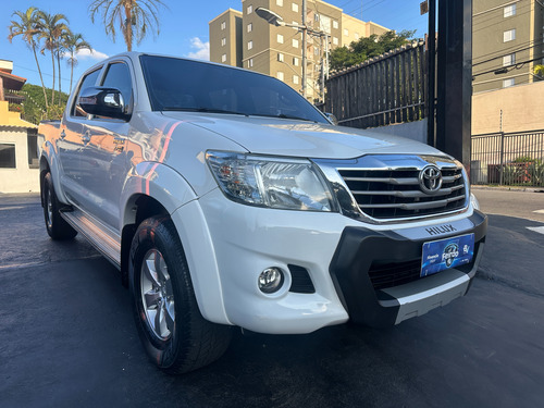 Toyota Hilux 2.7 Srv Cab. Dupla 4x4 Flex Aut. 4p