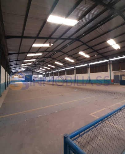 Poderoza Nave Industrial Lista Para Trabajar - Zona Industrial De Cagua - 2000 Usd - Inmobilia Ss C.v