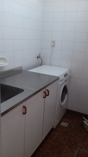 Imagen 7 de 20 de Casa 4 Amb Mas Dependencia C/gran Jardín. Muy Buena Ubicación.