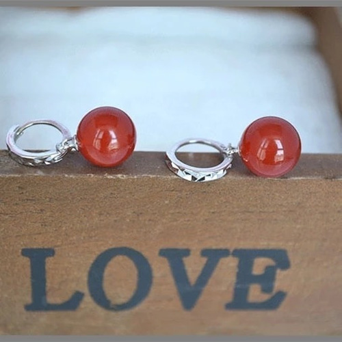 V Aros Bolitas Rojas Baño Plata / Todojoyas