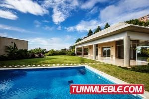Imagen 1 de 14 de #22-16184 Espectacular Casa En La Lagunita Country Club