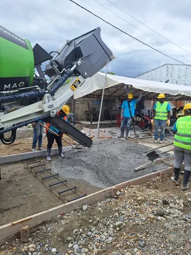 Autohormigonera 2500r (2.5 M³) | Mezcladora De Concreto