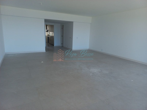 Imagen 7 de 16 de Venta Edificio Le Parc - Punta Del Este Brava