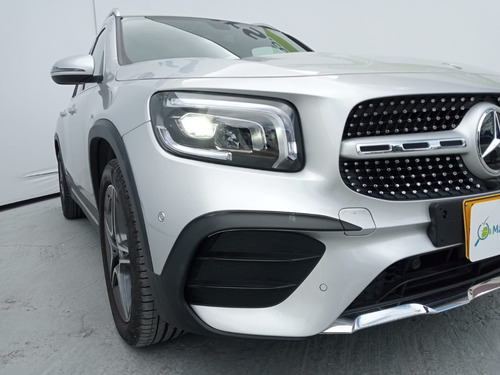 Imagen 8 de 15 de Mercedes Benz Glb200 1.4 Automatica 2021