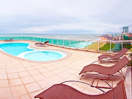 Imagem 9 de 15 de Flat Em Cavaleiros, Macaé/rj De 45m² 1 Quartos À Venda Por R$ 220.000,00 - Fl596654-s